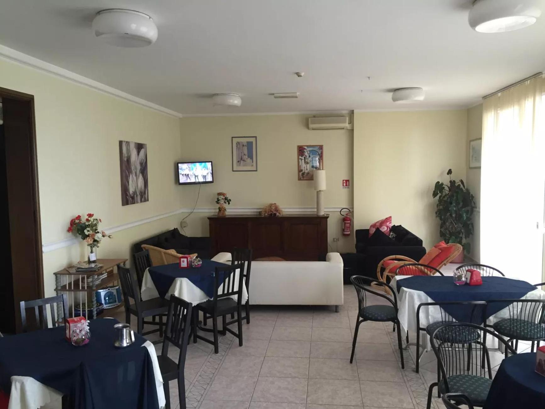 Hotel Acapulco Rimini Exteriör bild