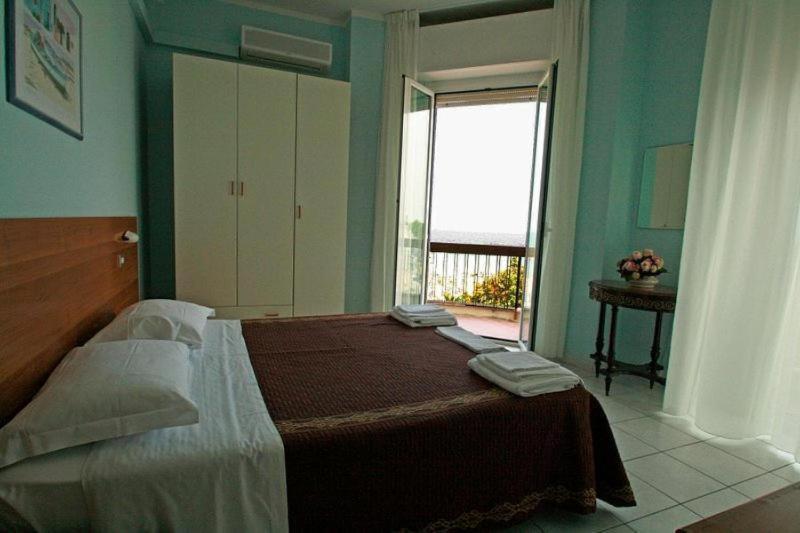 Hotel Acapulco Rimini Exteriör bild